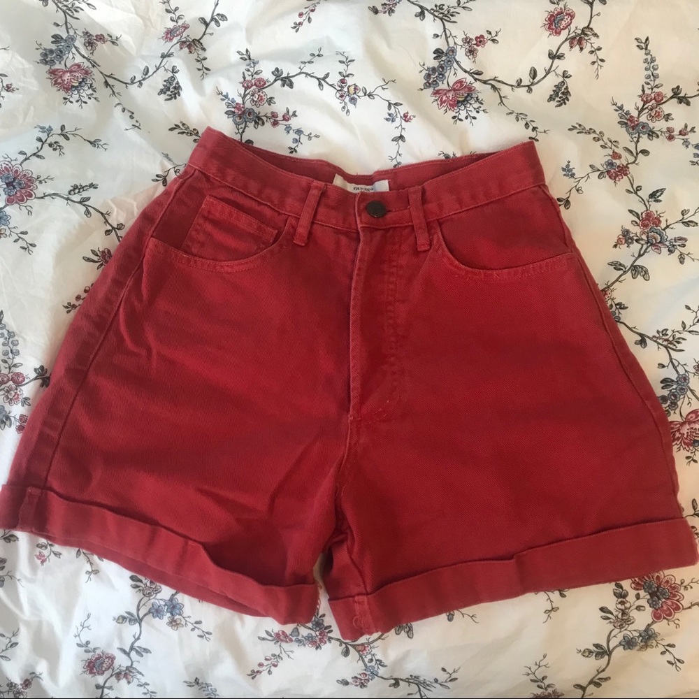 VINTAGE HIGH WAISTED GUESS RED SHORTS